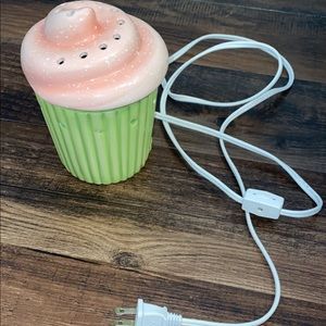 Cupcake scentsy warmer